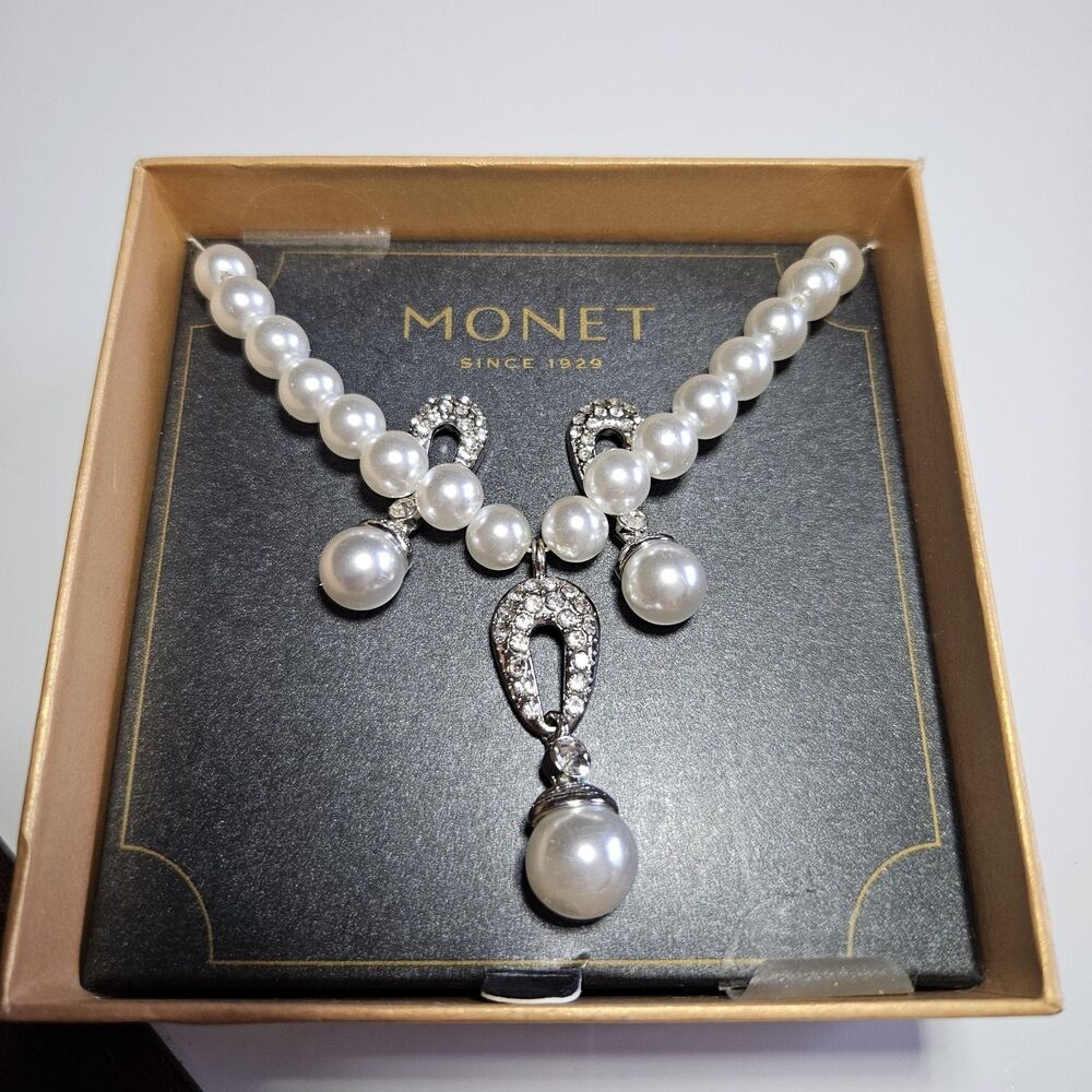 **Last Chance!! Final Sale** Monet Faux Pearl Crystal Necklace Earring Set NIB - Picture 15 of 15